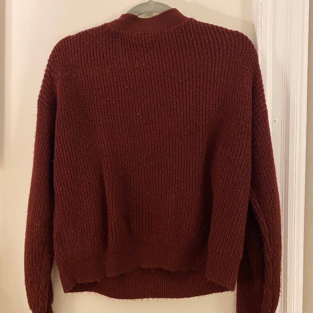 Maroon cropped sweater